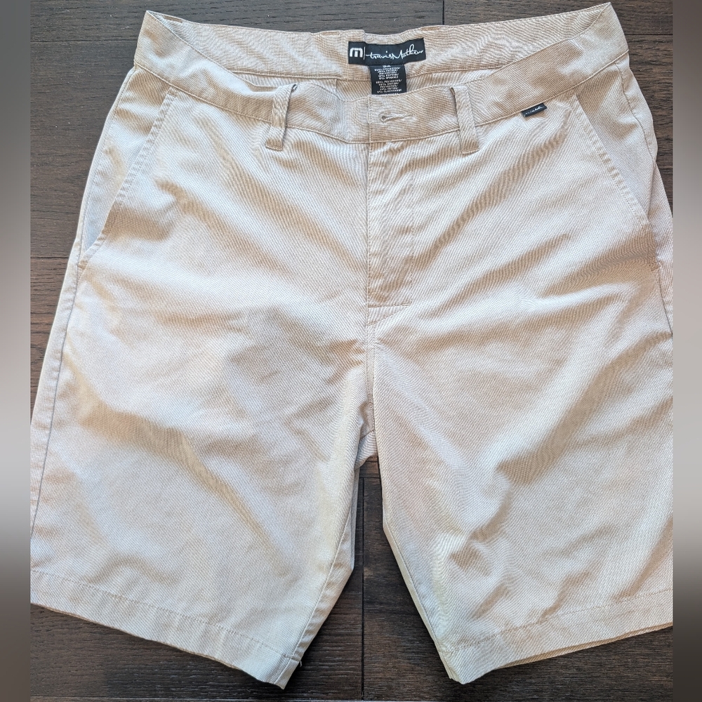 TravisMathew Performance Golf Shorts Mens Size 32 Neutral Tone 10" Inseam